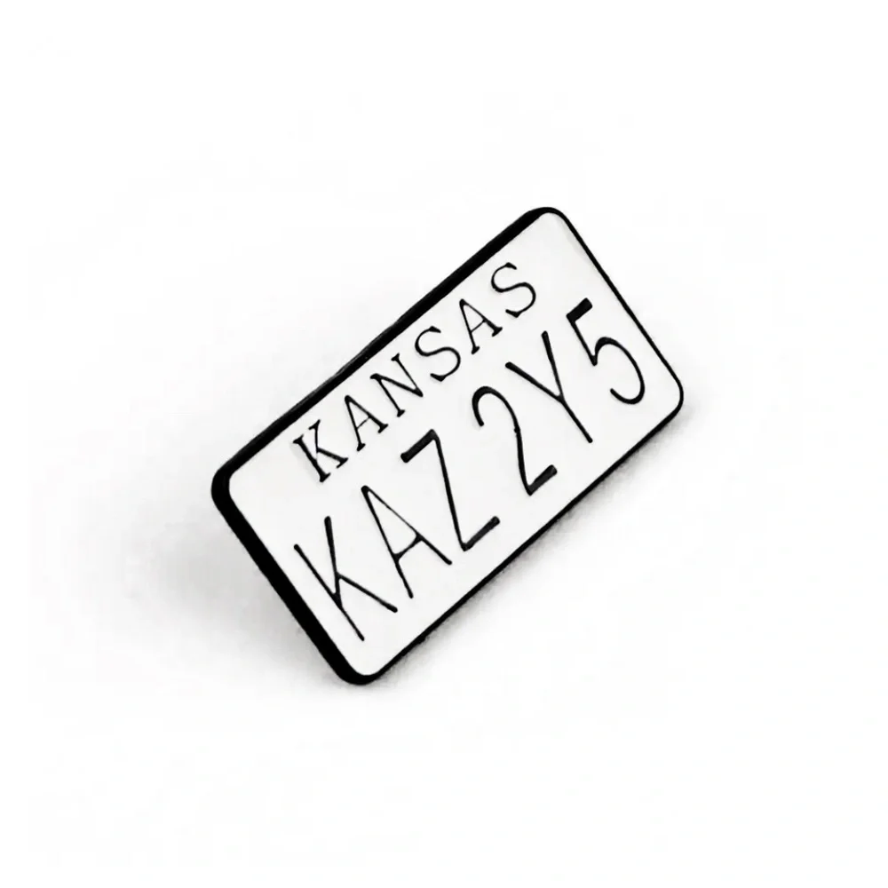SUPERNATURAL IMPALA KS LICENSE PLATE ‘KAZ 2Y5’ ENAMEL PIN LAPEL PIN BROOCH NWT - Picture 3 of 14